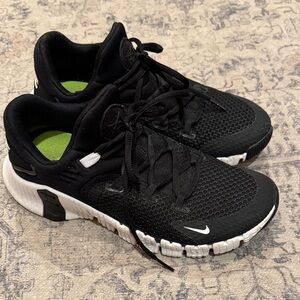 Nike Black and White Athletic Shoes